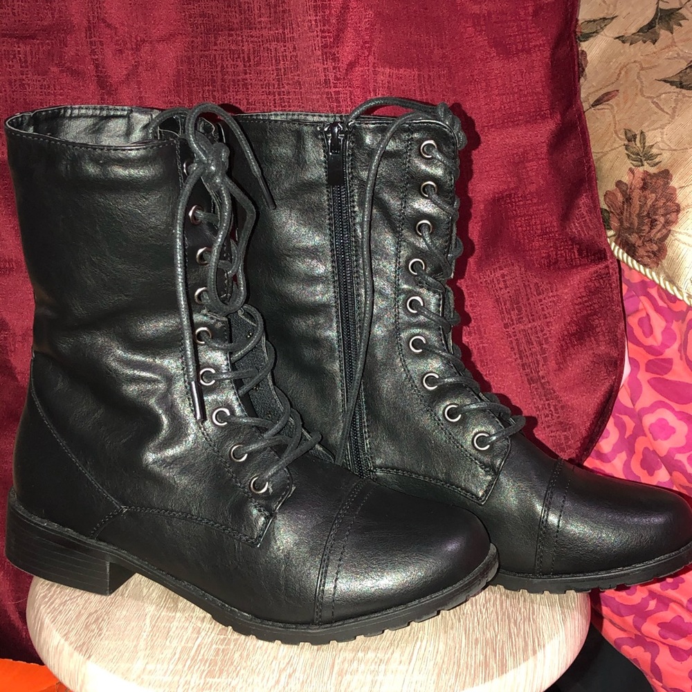 🆕COMBAT BOOTS